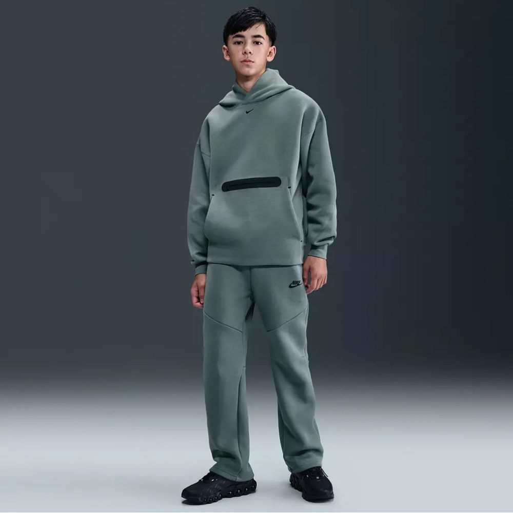 NWOT Nike Sportswear Tech Fleece Hoodie and Open Hem Pants Set- Green Clay/Black